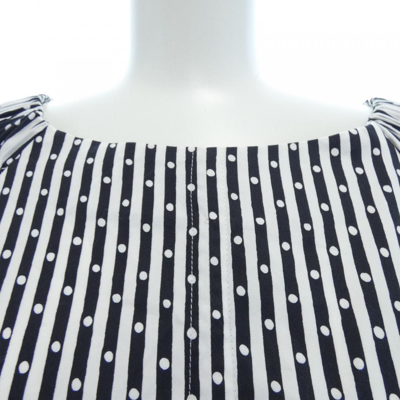 マックスマーラ Max