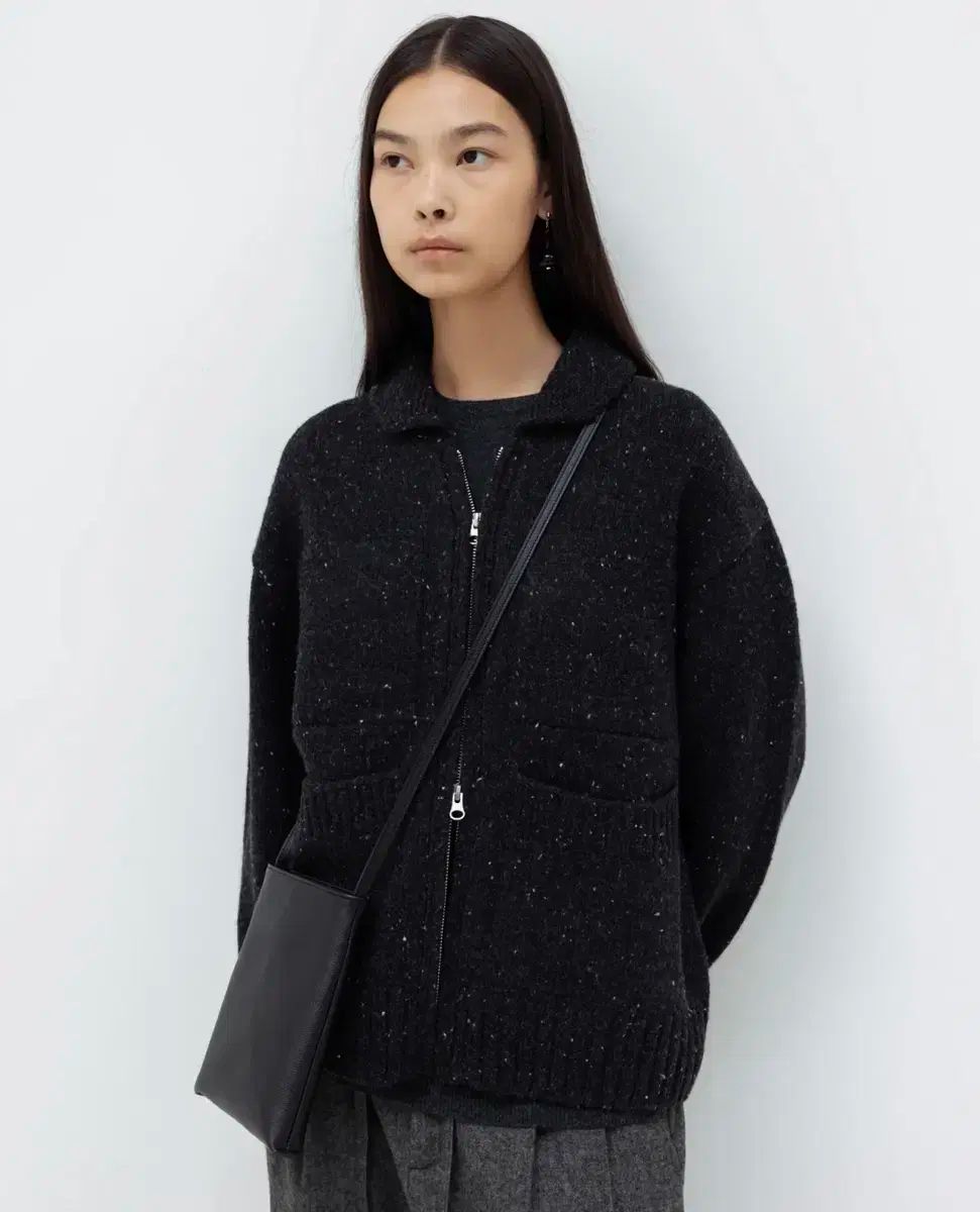 ネセサリ 4pockets zip-up knit cardigan Char