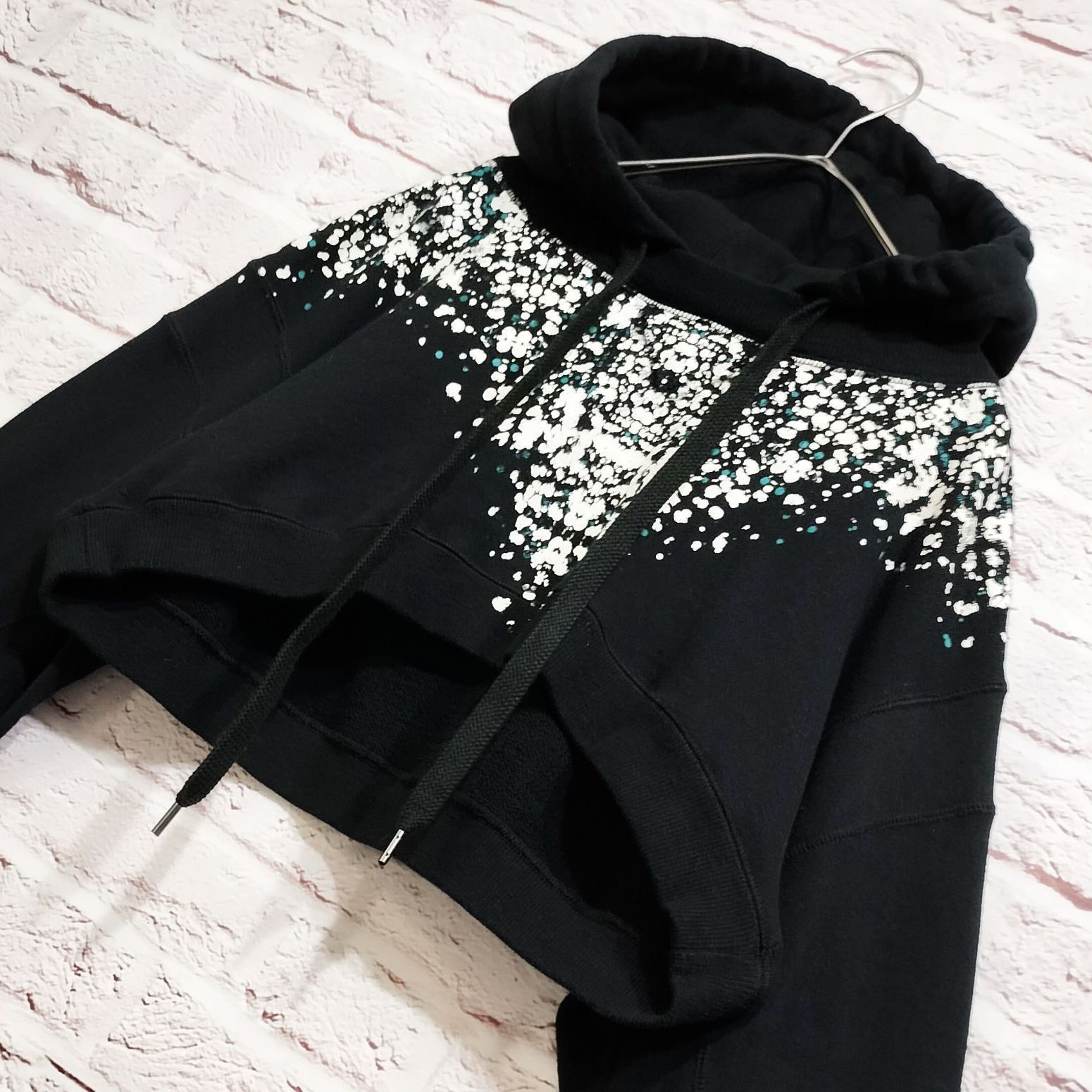  Onitsuka Tiger 超短丈 パーカー ペイント柄 パーカー トップス