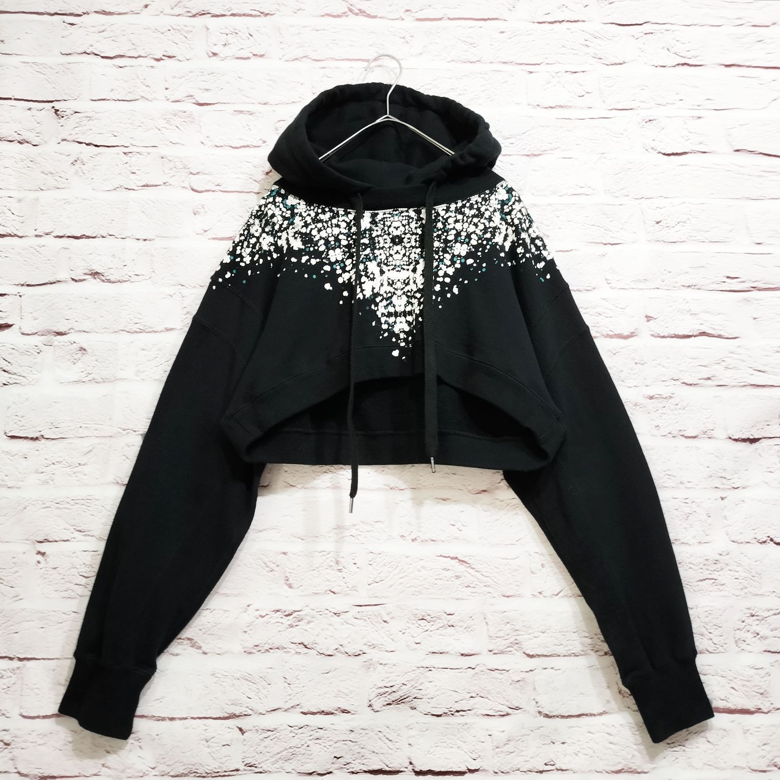 Onitsuka Tiger 超短丈 パーカー ペイント柄