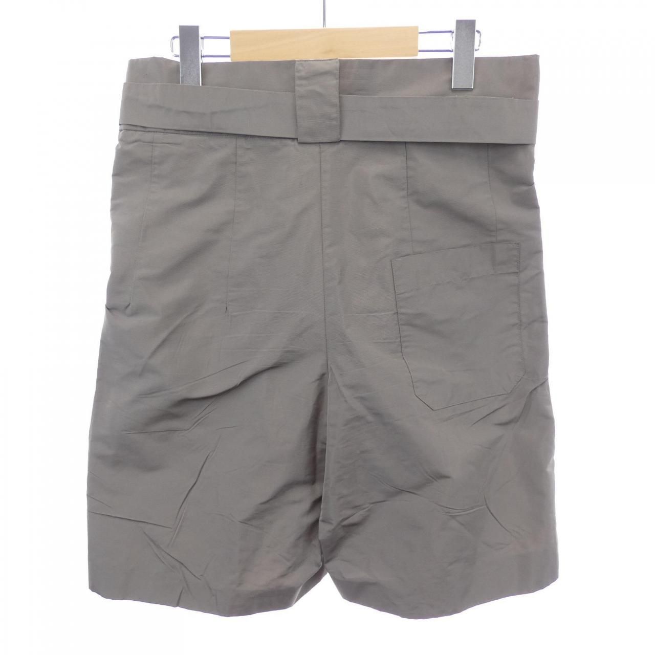 ミュウミュウ MIU MIU ショートパンツ