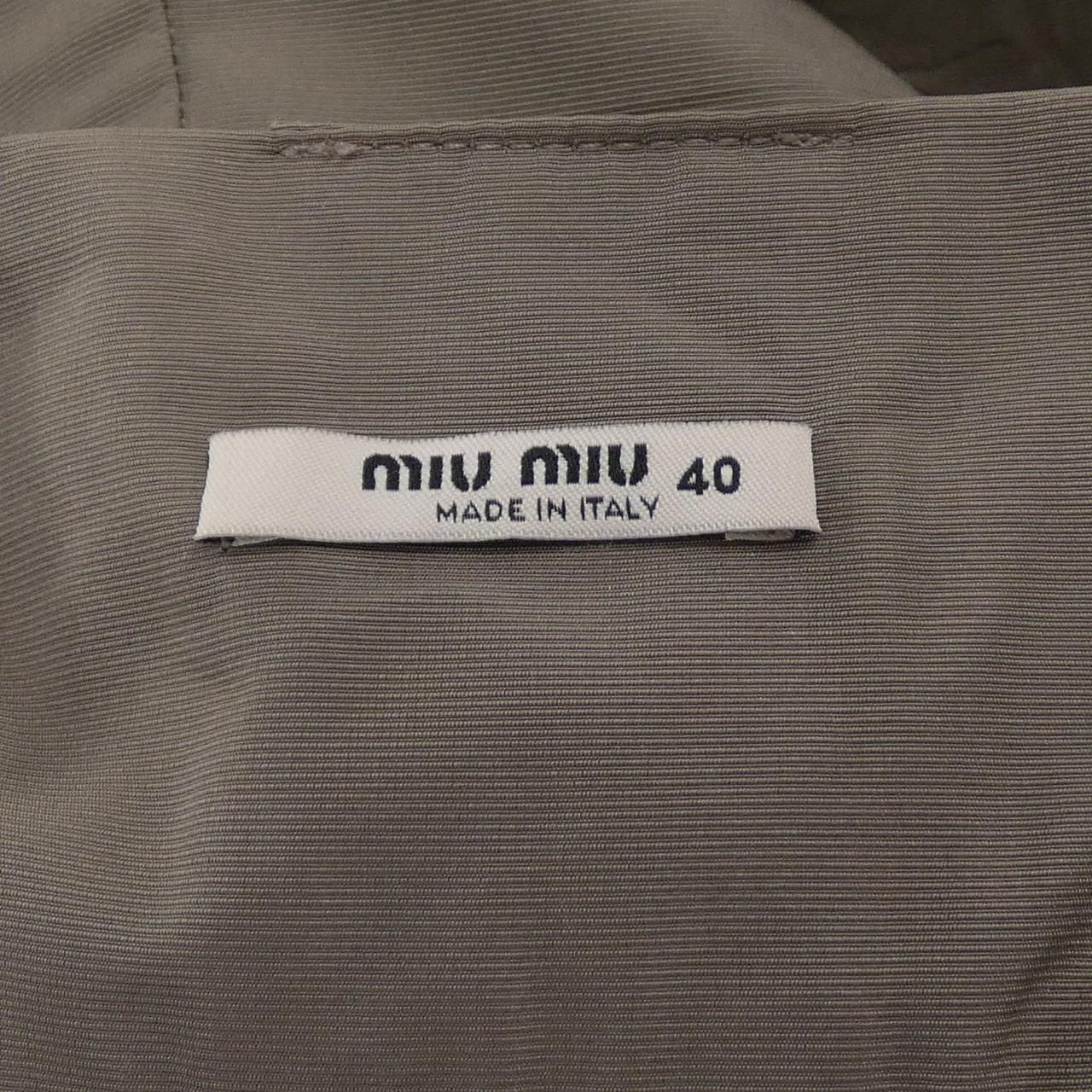 ショートパンツ