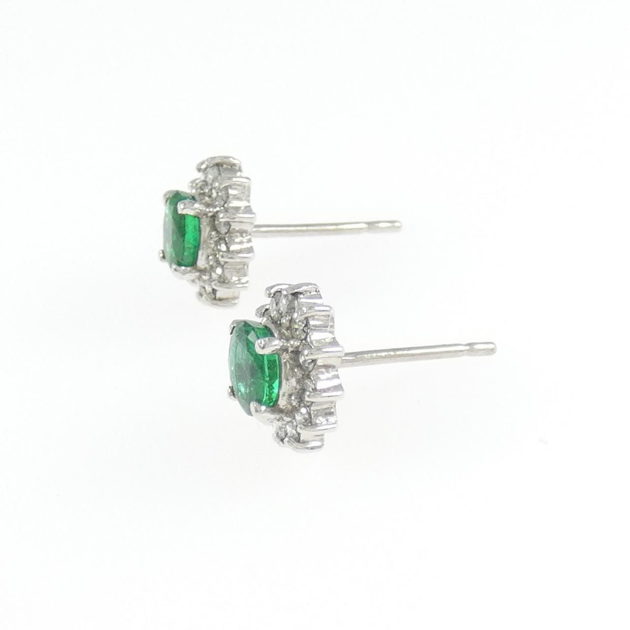 PT 850 900 エメラルド ピアス 0.76 CT