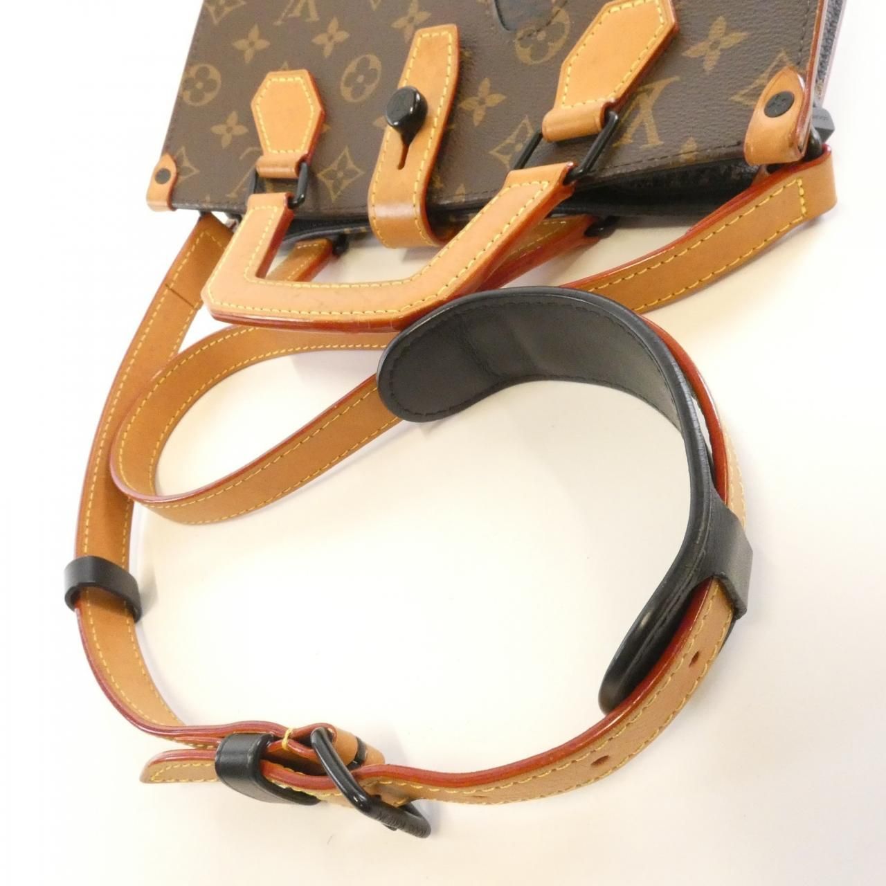 ダミエ ジャイアント