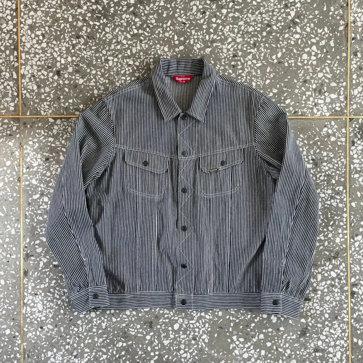 XL シュプリーム スナップ フロント トラッカー ジャケット - 11ss