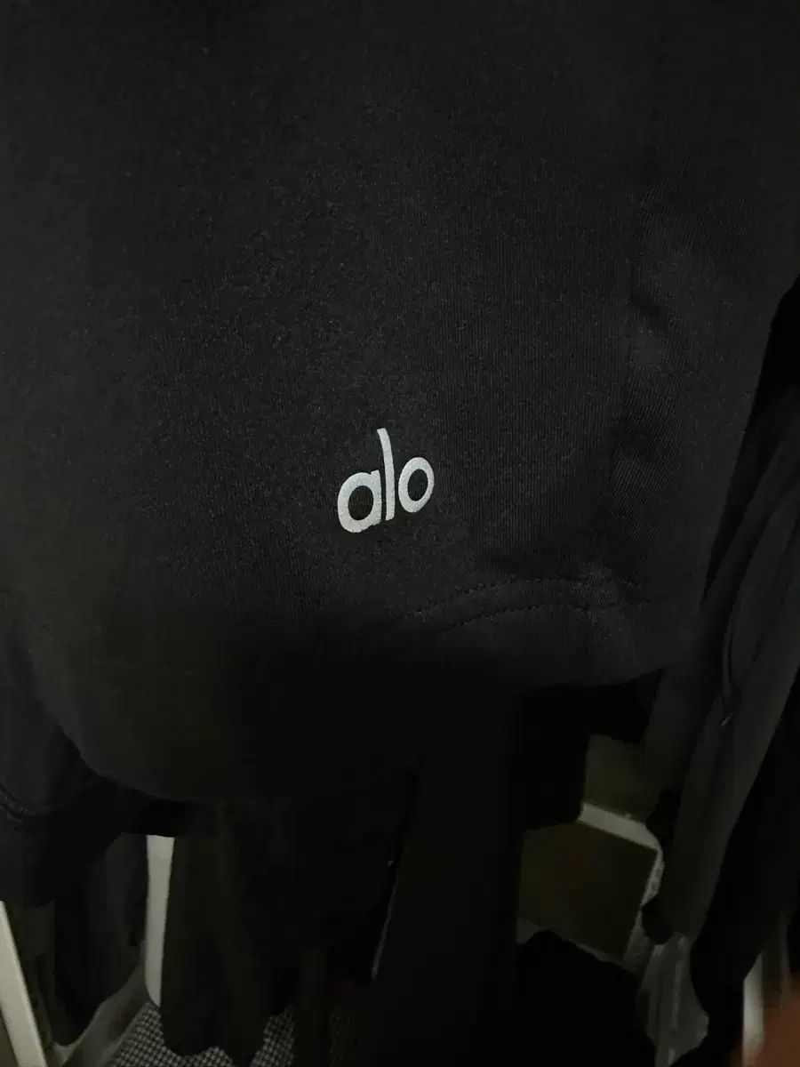 S alo yoga Rショーツ ブラック