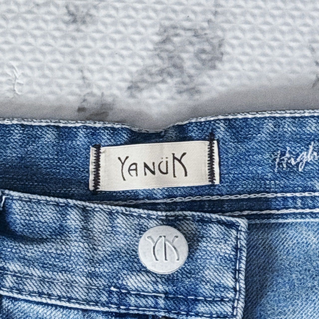 ま*こ様 再値下げ☆ヤヌークデニムハイウエストアネットサイズ24 YANUK（ヤヌーク） ジーンズ デニム デニムパンツ ANNETTE ハイ