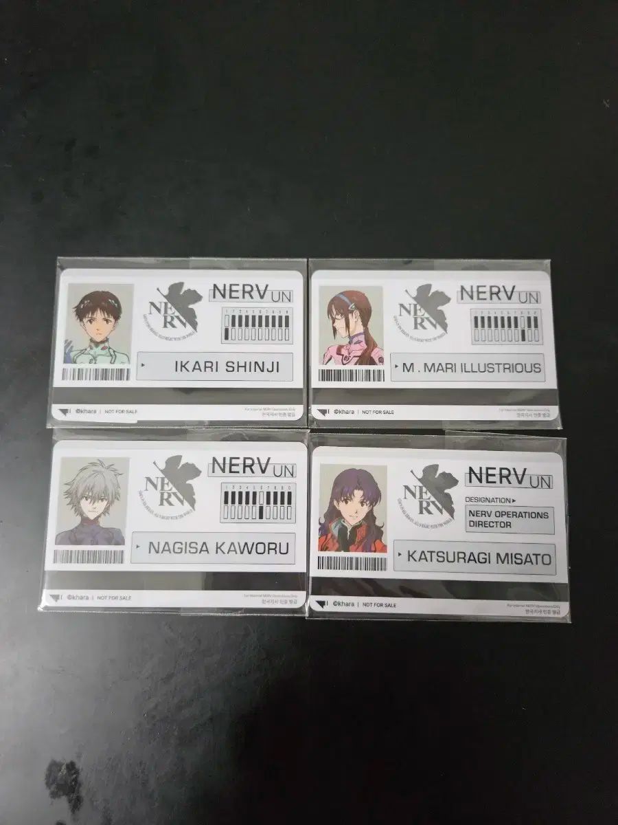 エヴァンゲリオン 特典 シンジ マリ 葛城 加持 社員証風カード