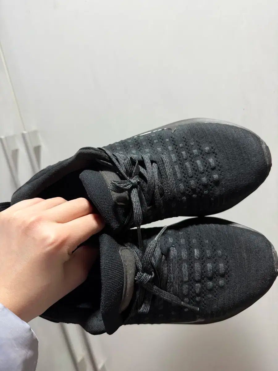 ナイキ ランニングシューズ ブラック 240 スニーカー ブラック レディース