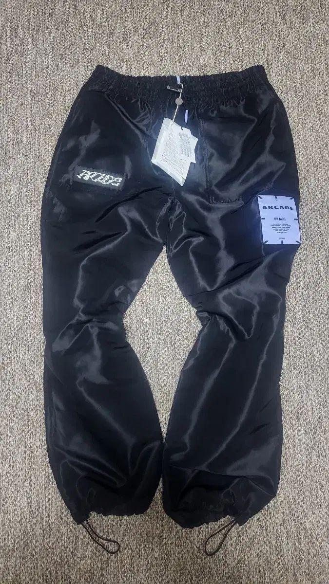 アレキサンダー マックイーン ジョガーパンツ