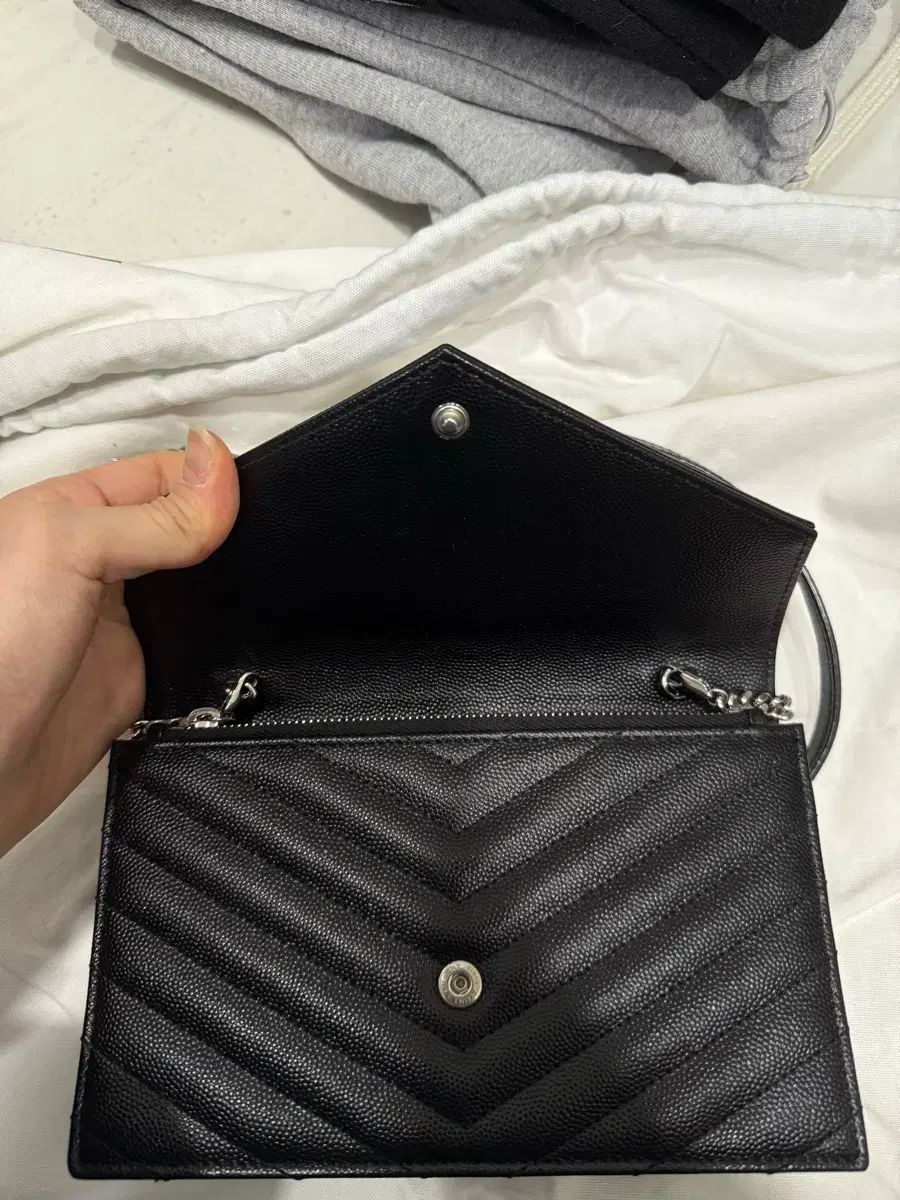 イヴ サンローラン