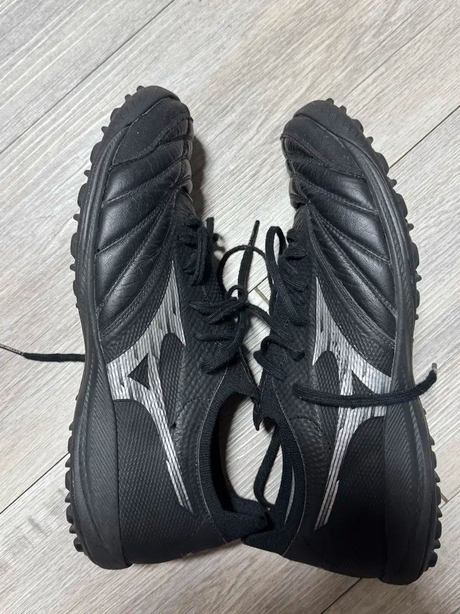  ミズノ モレリア NEO サラ ベータ jpn tf 270 フットサルシューズ シューズ