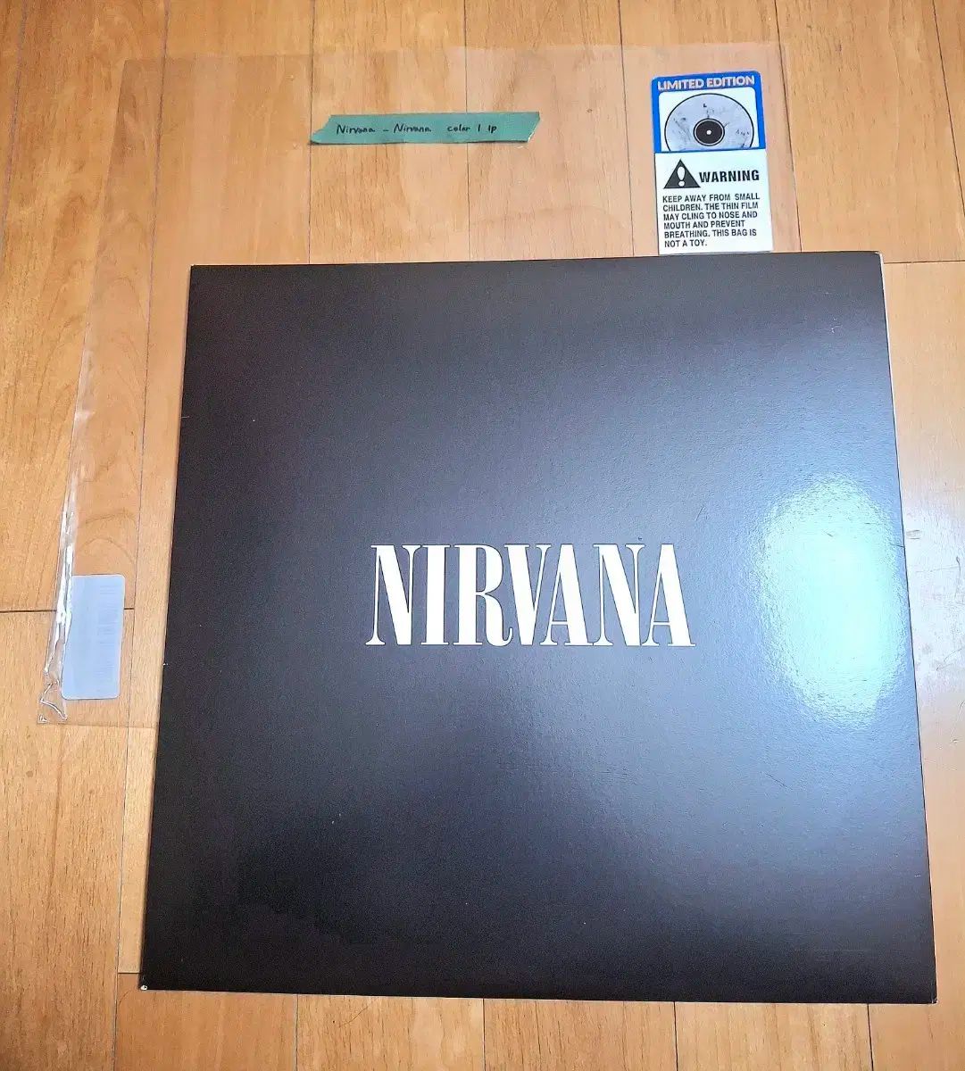 ニルヴァーナ Nirvana COLOR LP 版 盤 期間