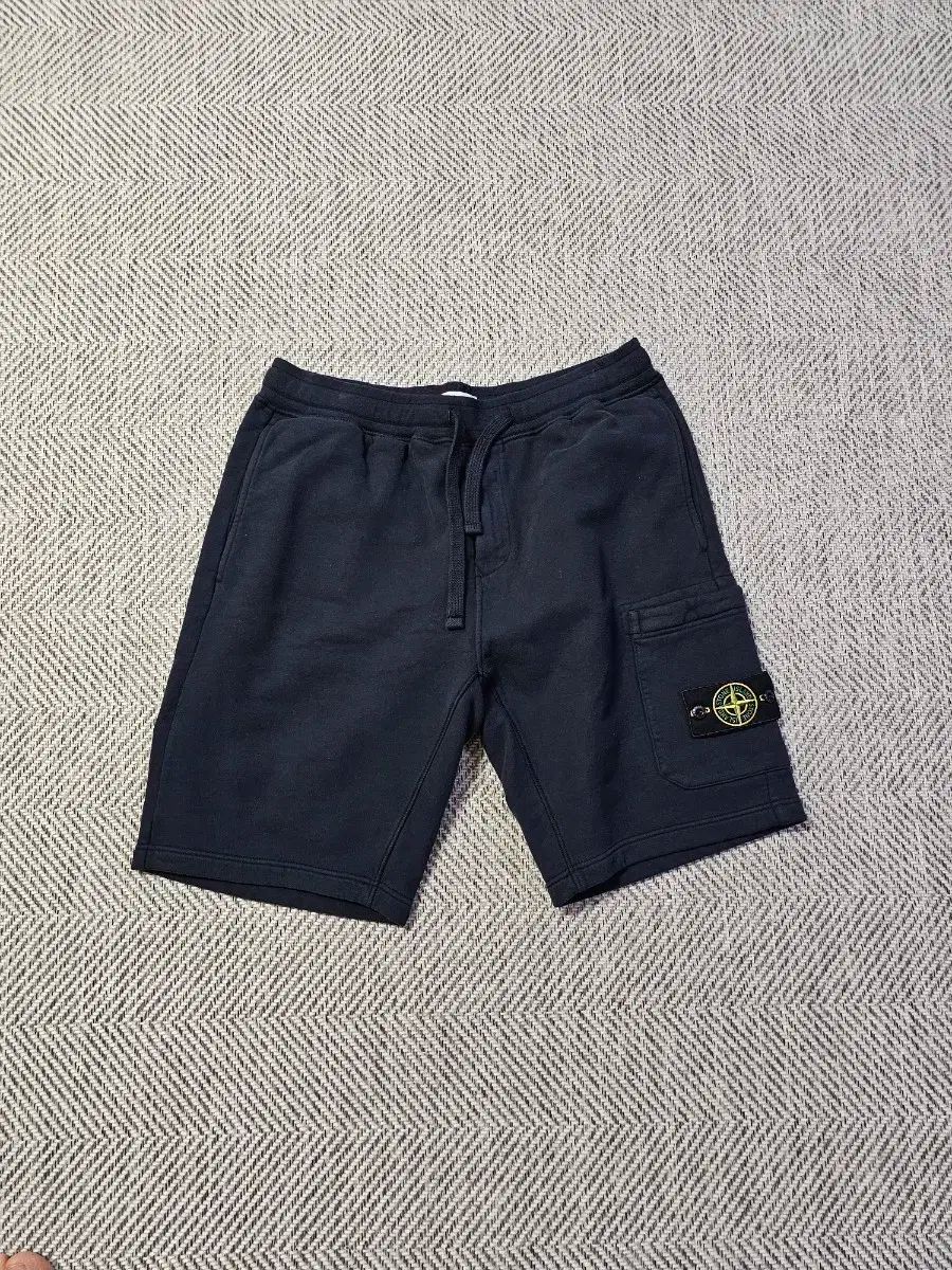 STONE ISLAND ストーンアイランド スウェット ハーフパンツ