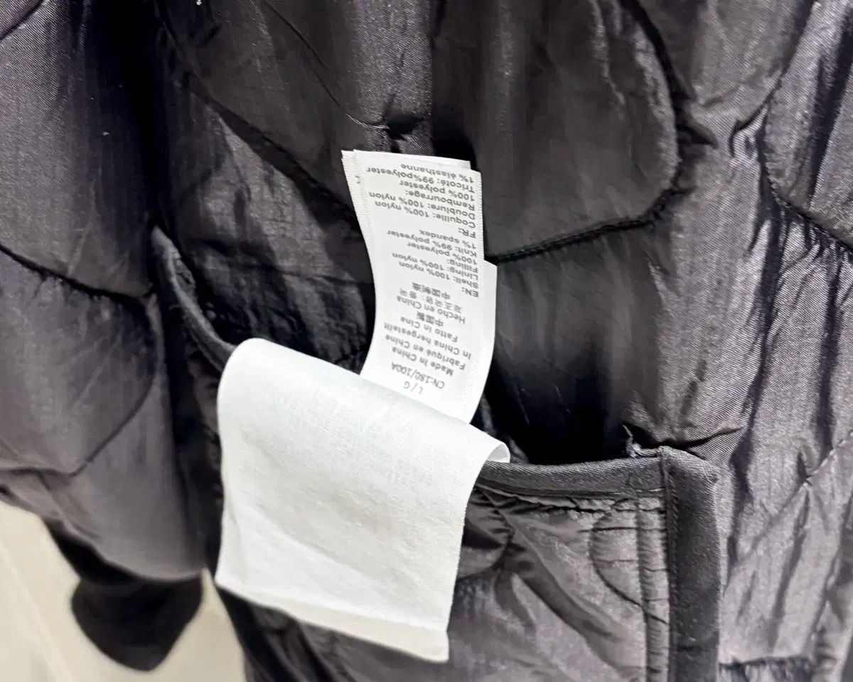 アルファインダストリーズ ライナー