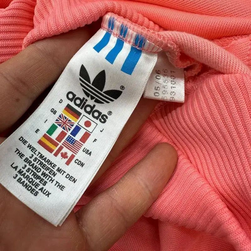 トラックジャージ