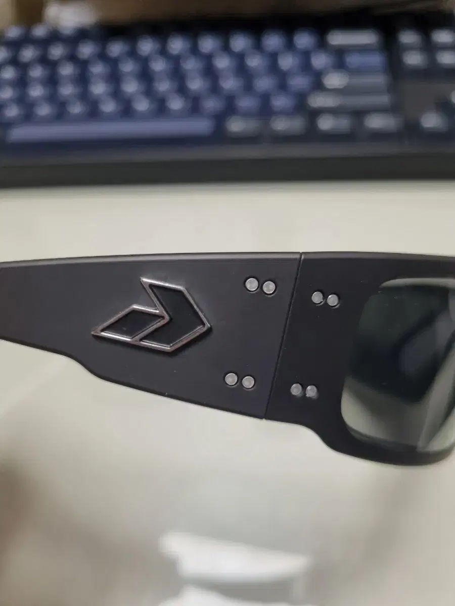 TOD S マグナム アジアンフィット