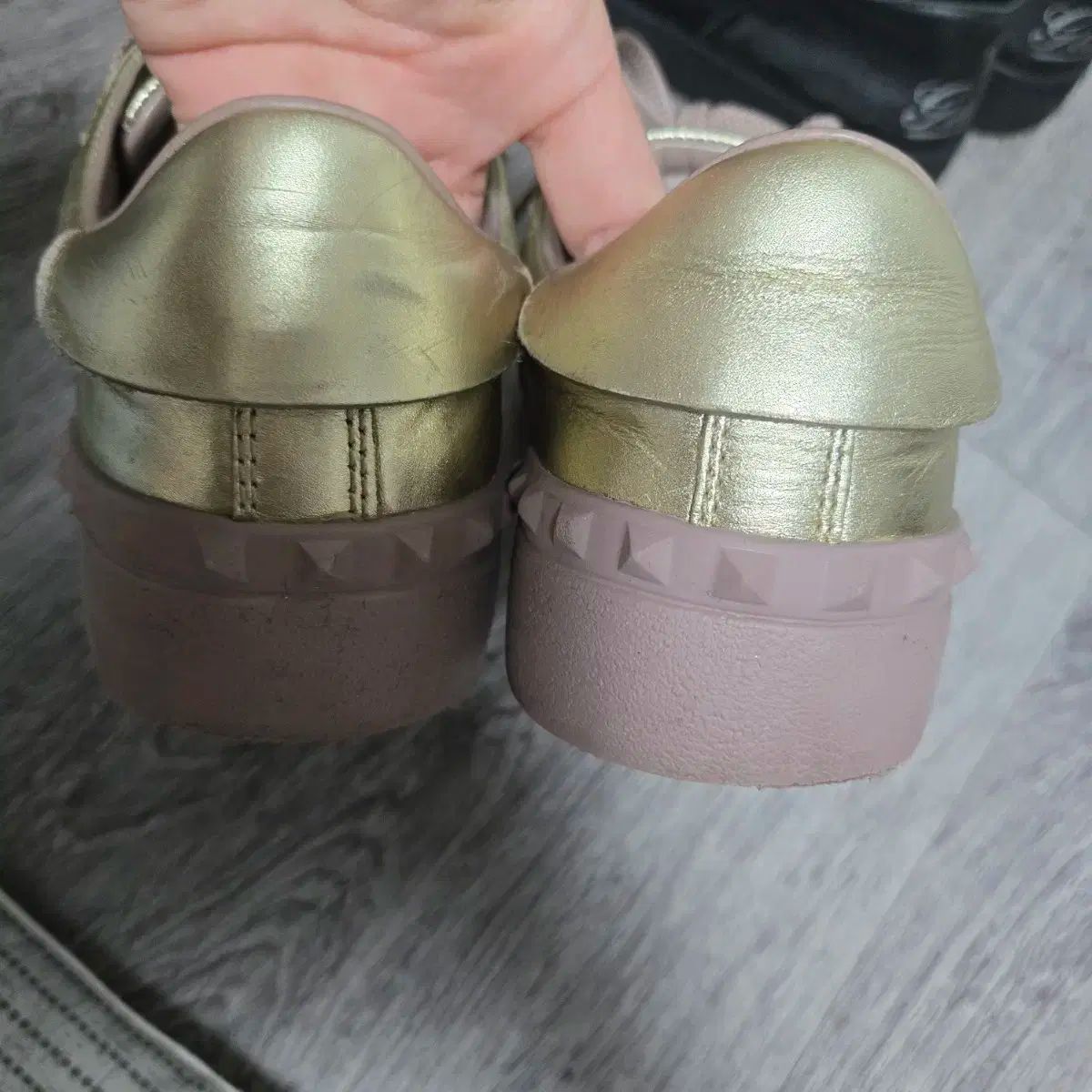 スニーカー モデル