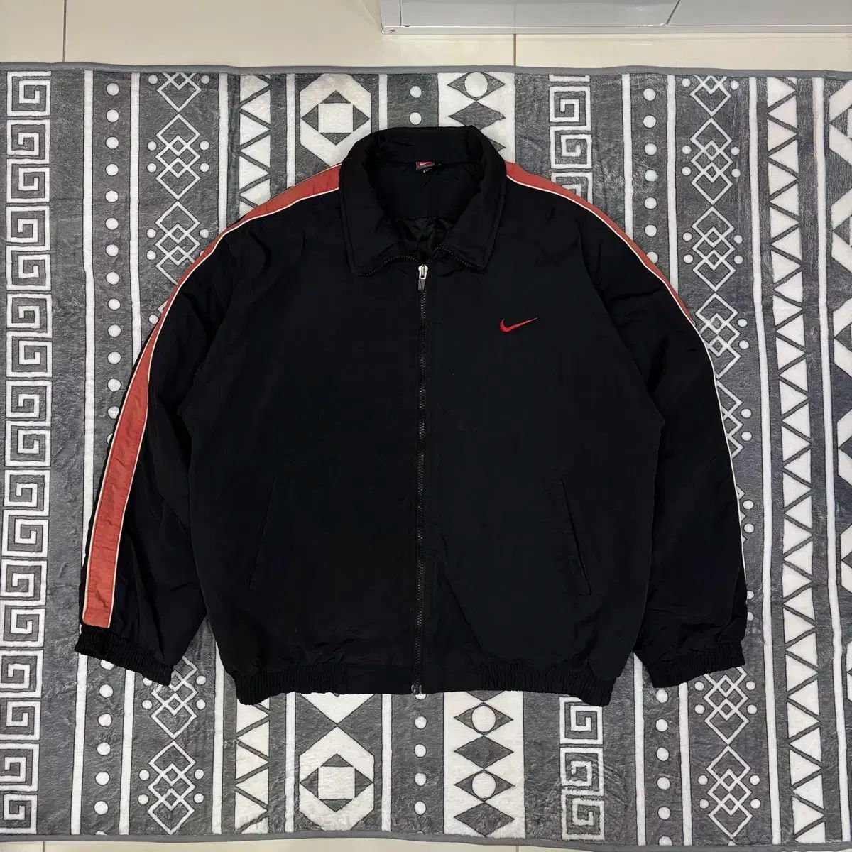 ナイキ ダウンジャケット パンツ セットアップ L np262 nt141 ジャケット パーカ ズボン