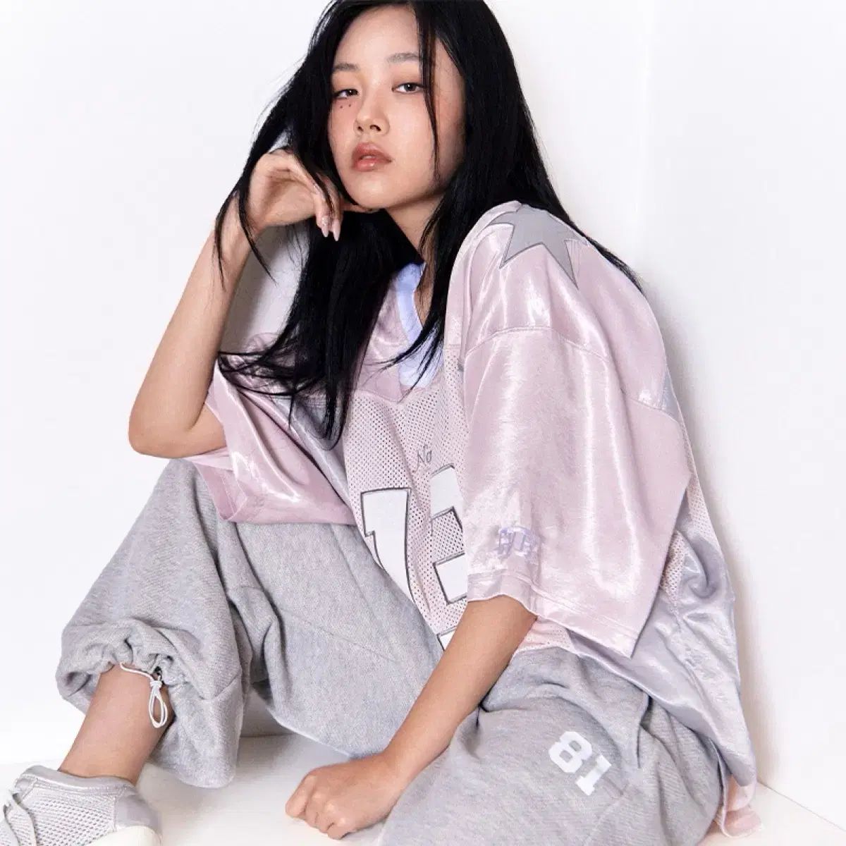 都内23区配達無料 2000ブルーアーカイブ ブルアカ ビビ FOOTBALL T 人格