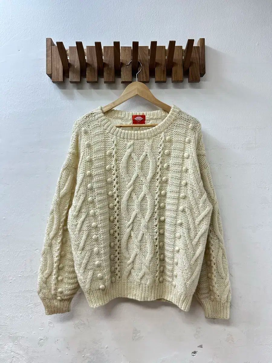 日本ヴィンテージ ボンボン 段々 ケーブル ディテール セーター ニット