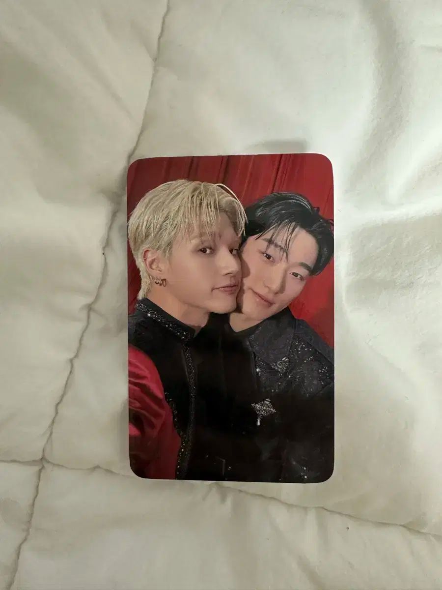 ATEEZ エイティーズ アチズ ワールドツアー あんさんぶるスターズ あんスタ ジョーン トレカ