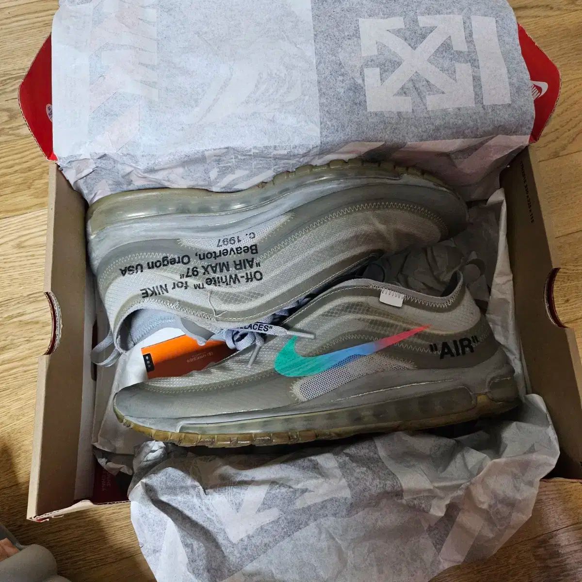 オフホワイト エアマックス97