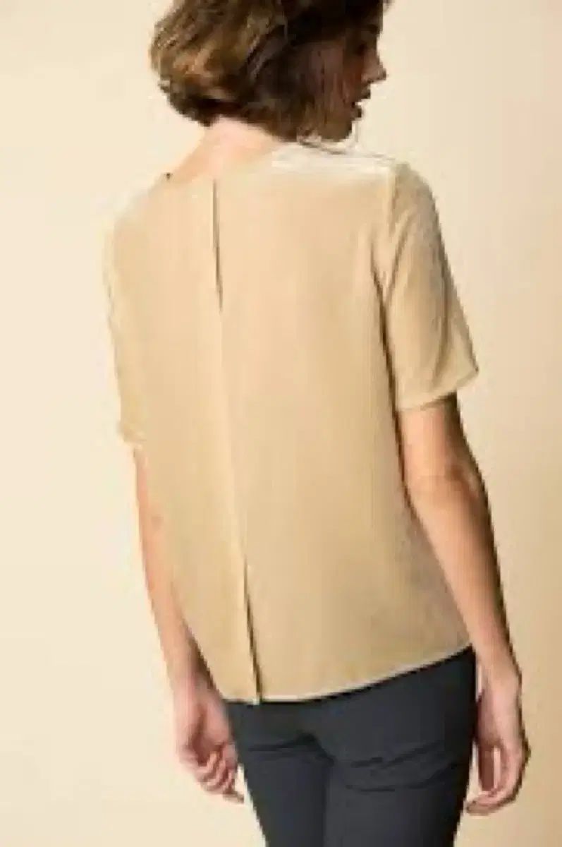 ヴィンス ベージュ ベルベット 半袖 Tシャツ