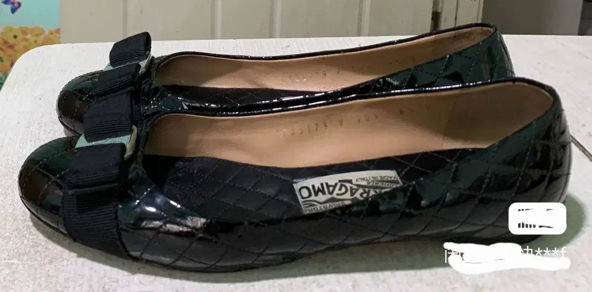  フェラガモ ブラック キルティング リボン フラットシューズ 6 5 フラットシューズ バレエシューズ パンプス