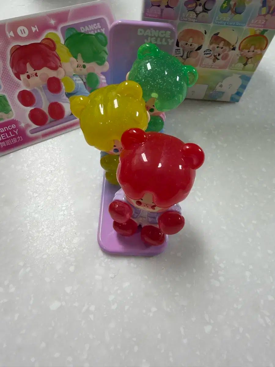 ポップマート PINO JELLY ピノゼリー ダンス