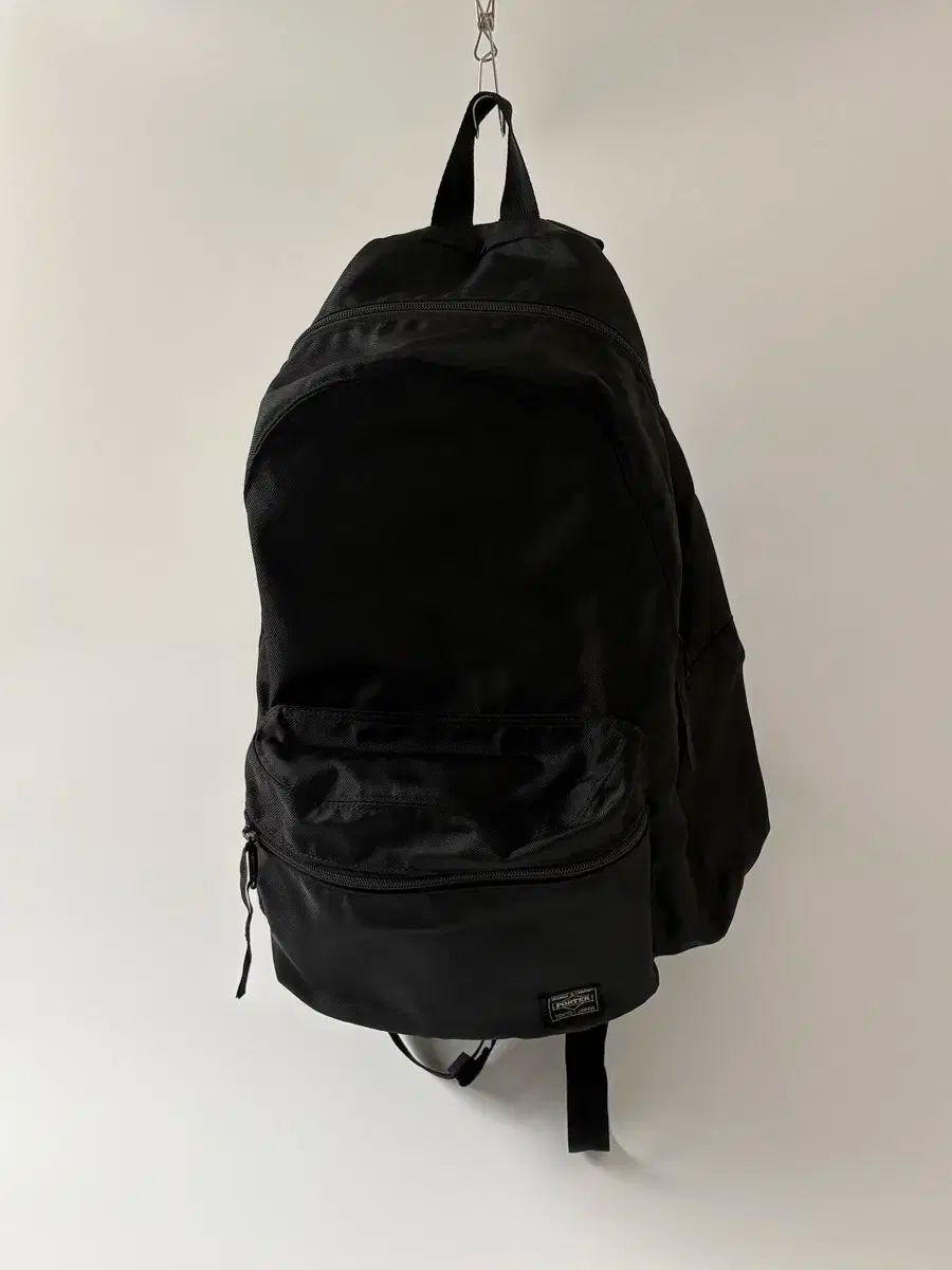 ポーター ラウンドバックパック ブラック