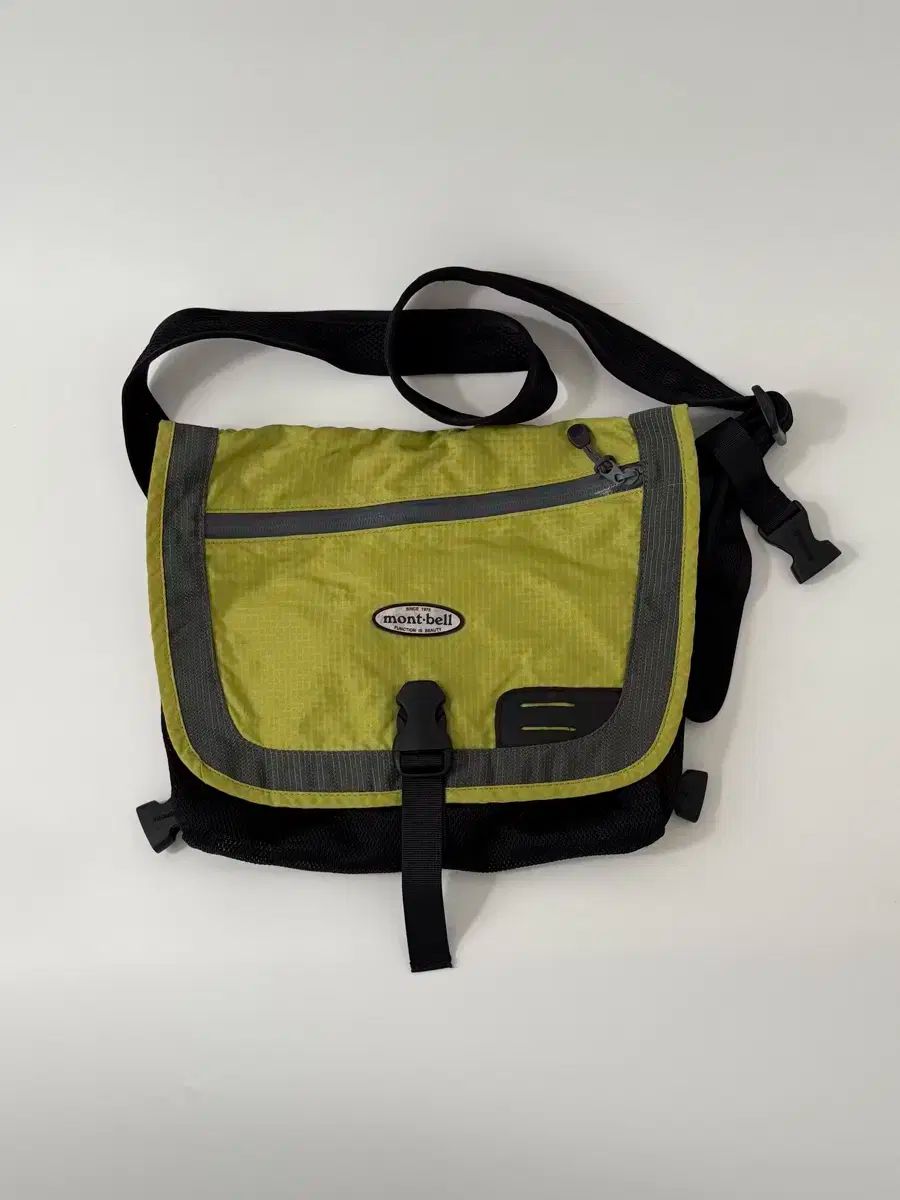 ヴィンテージ モンベル - ナイロン リップストップ メッシュ ショルダーバッグ