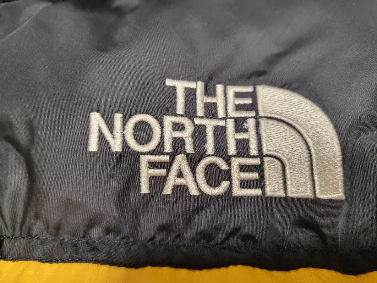 ザノースフェイス ヌプシ