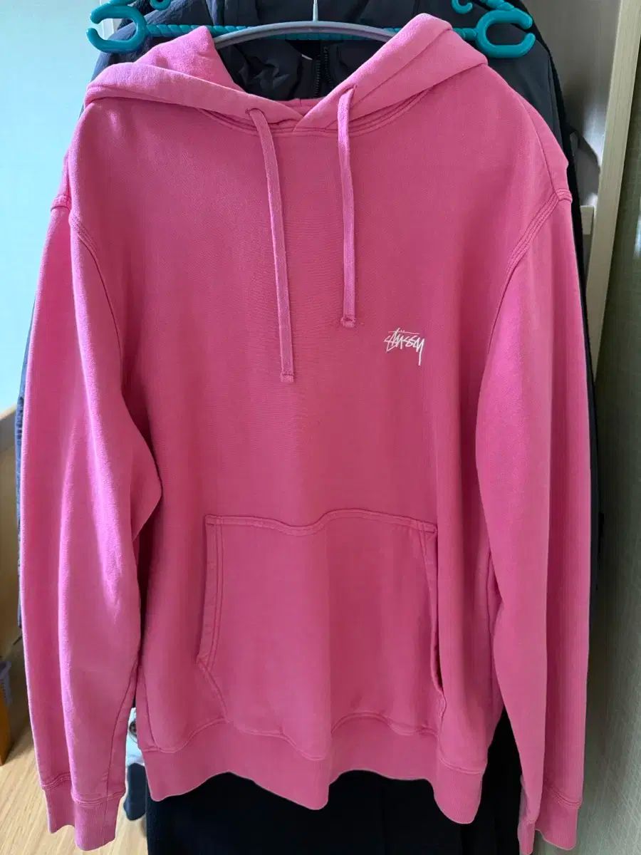 STUSSY ピンク フーディー パーカー