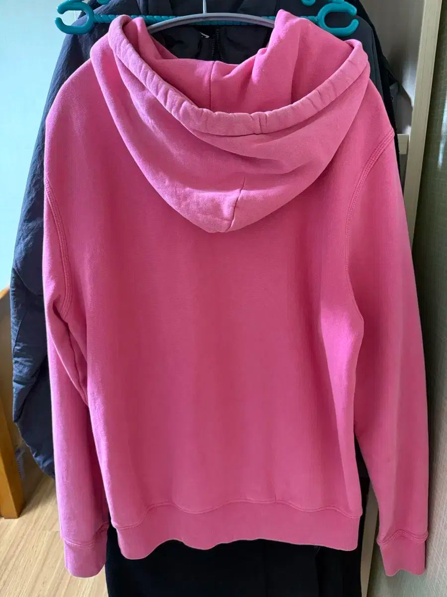 STUSSY ピンク フーディー パーカー