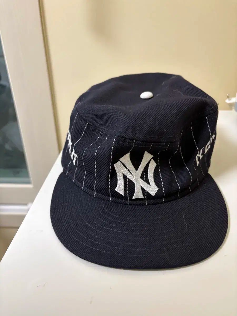 ニューエラ MLB ニューヨーク ヤンキース ピンストライプ フィールドボックス