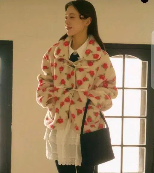FLORAL FLEECE DUFFLE JACKET_IVORY