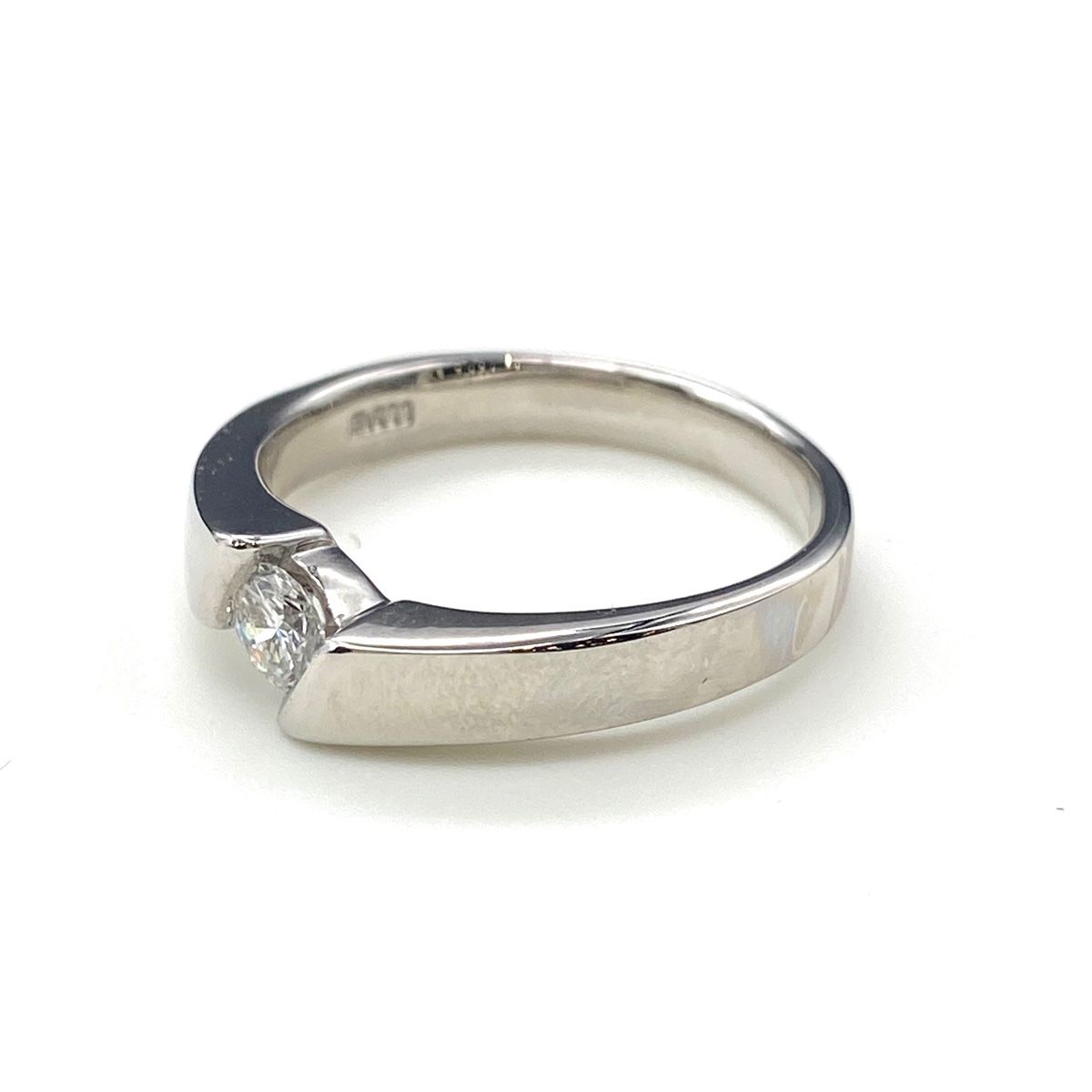 ダイヤモンド デザインリング プラチナ 指輪 リング 16号 Pt 900 レディース