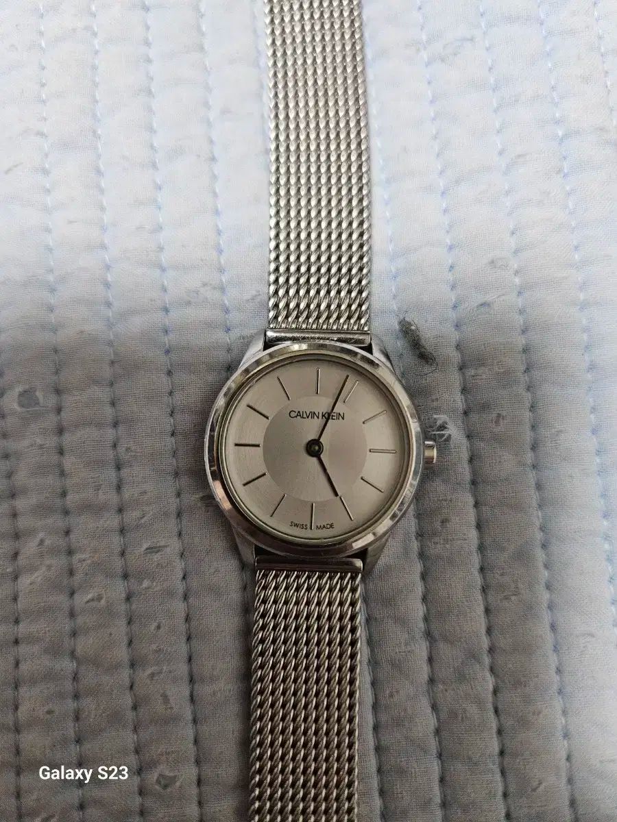 カルバン クライン メッシュ 時計 シルバー