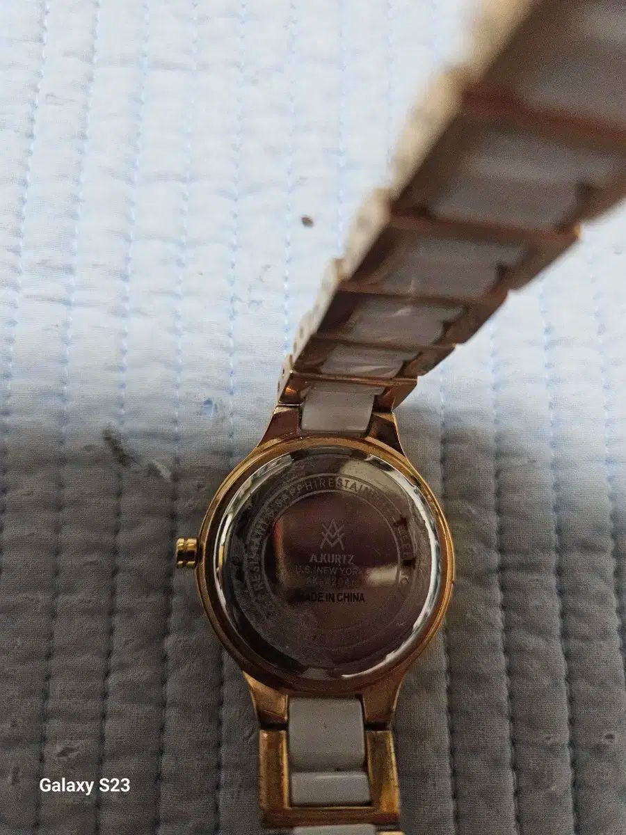  アクアノート レディース SAERA セラミック 時計 ゴールド 白 腕時計(クォーツ) 腕時計(アナログ)