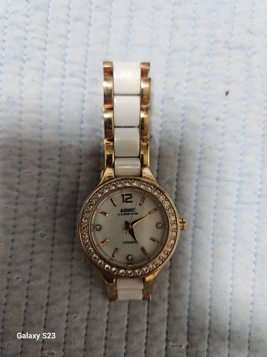 アクアノート レディース SAERA セラミック 時計 ゴールド 白