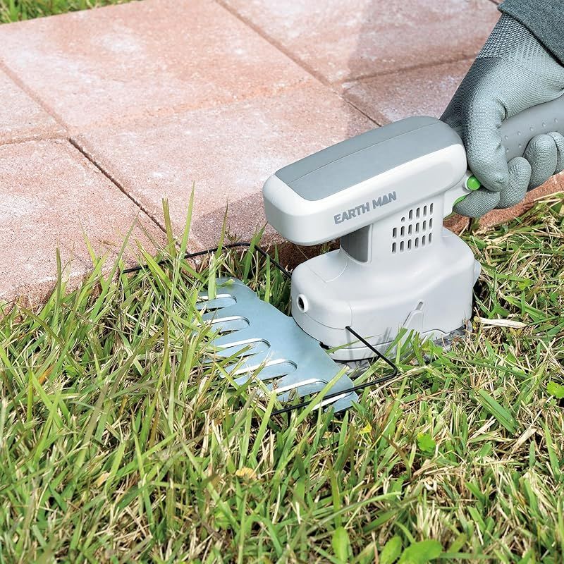 高儀 Takagi EARTH MAN 10.8 V充電式コンパクト軽量芝生バリカン 160 mm GLB-108 LiA 芝生 キワ刈り 仕上げ ブレードガード付き 両刃駆動ブレード 高さ調節 たかぎ