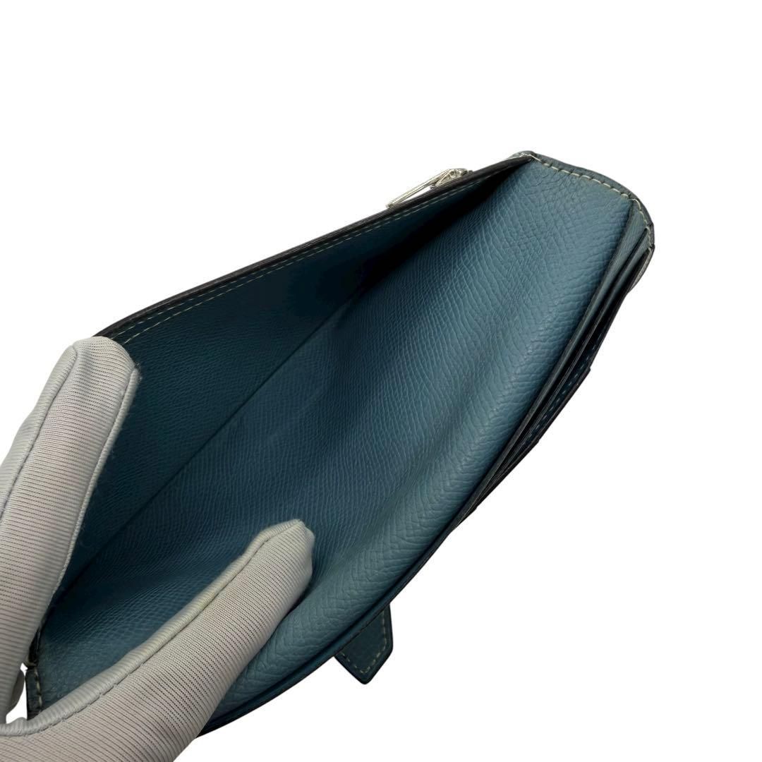 二つ折り長財布