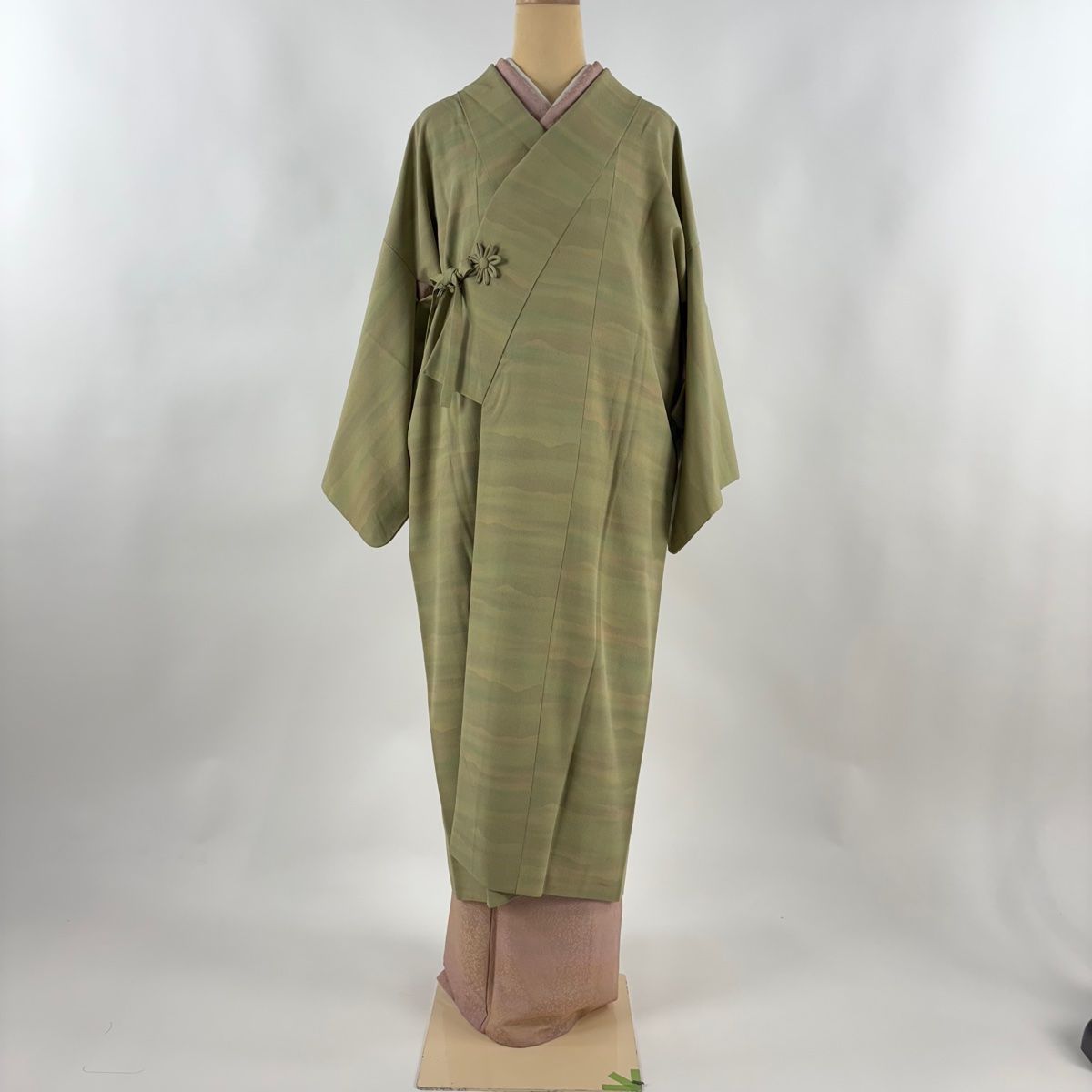 道中着 身丈123 cm 裄丈65 M 和装コート 着物衿 霞 灰緑 正絹 秀品