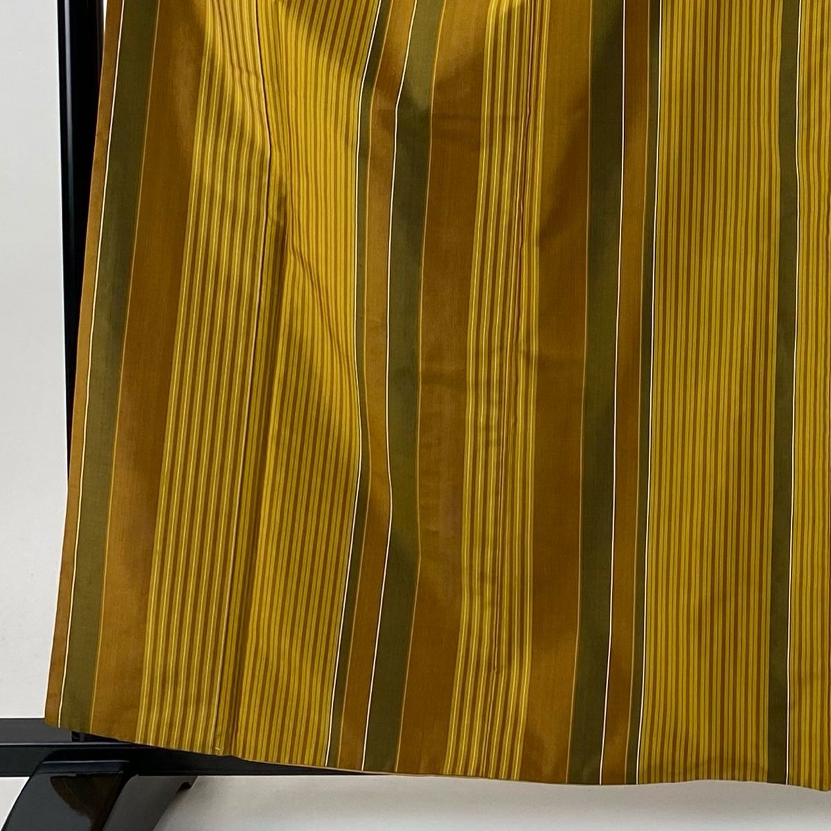 紬 身丈161 cm 裄丈64 M 袷 縦縞 黄土色 正絹 秀品