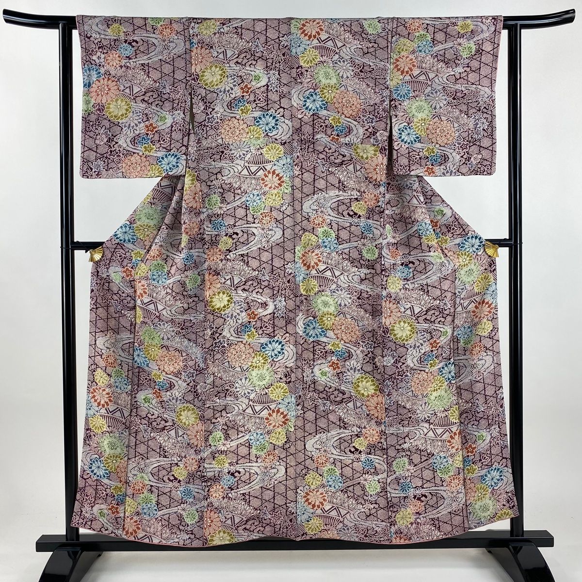 小紋 身丈156 5 cm 裄丈62 S 袷 流水 菊 縮緬 紫 正絹 秀品