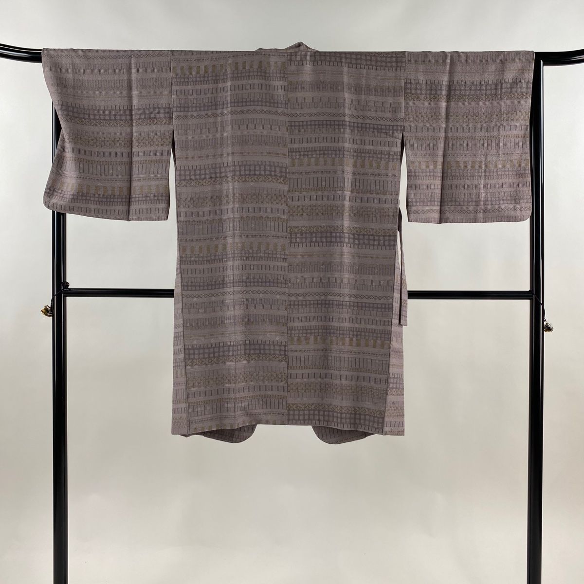 道中着 身丈105 cm 裄丈67 M 和装コート 地紋 市松 金彩 灰紫 正絹