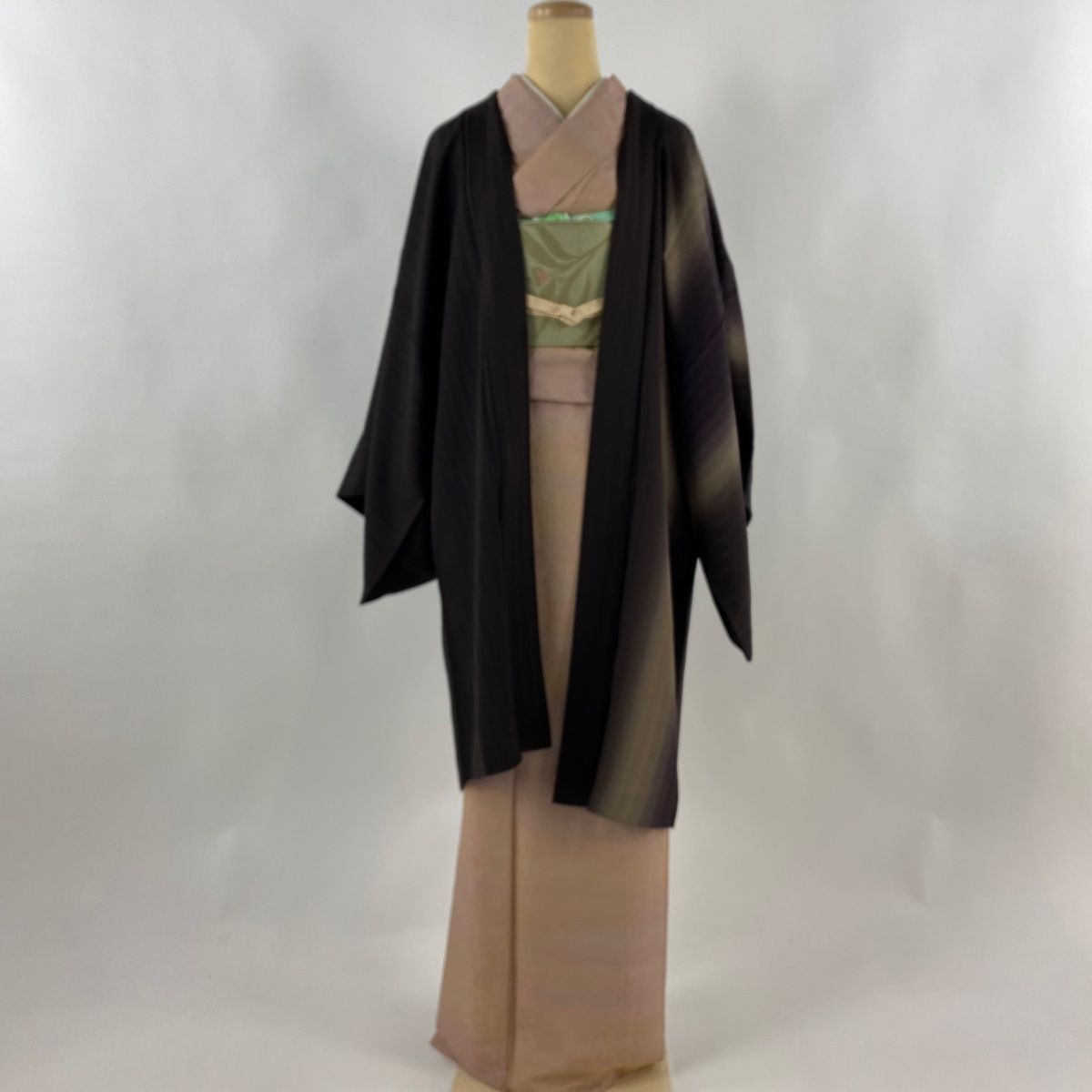 男着物 身丈100 cm 裄丈70 5 L 羽織 縞 地紋 ぼかし 茶紫 正絹