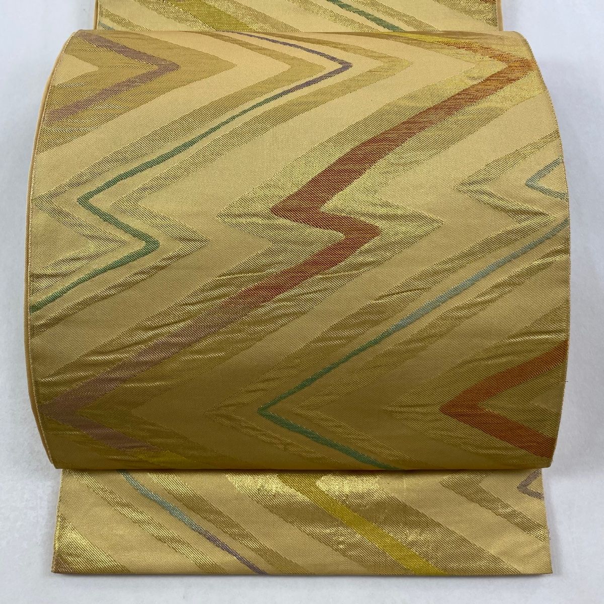 袋帯 秀品 川島織物 落款 幾何学 箔 金色 六通 正絹 【中古】 - メルカリ