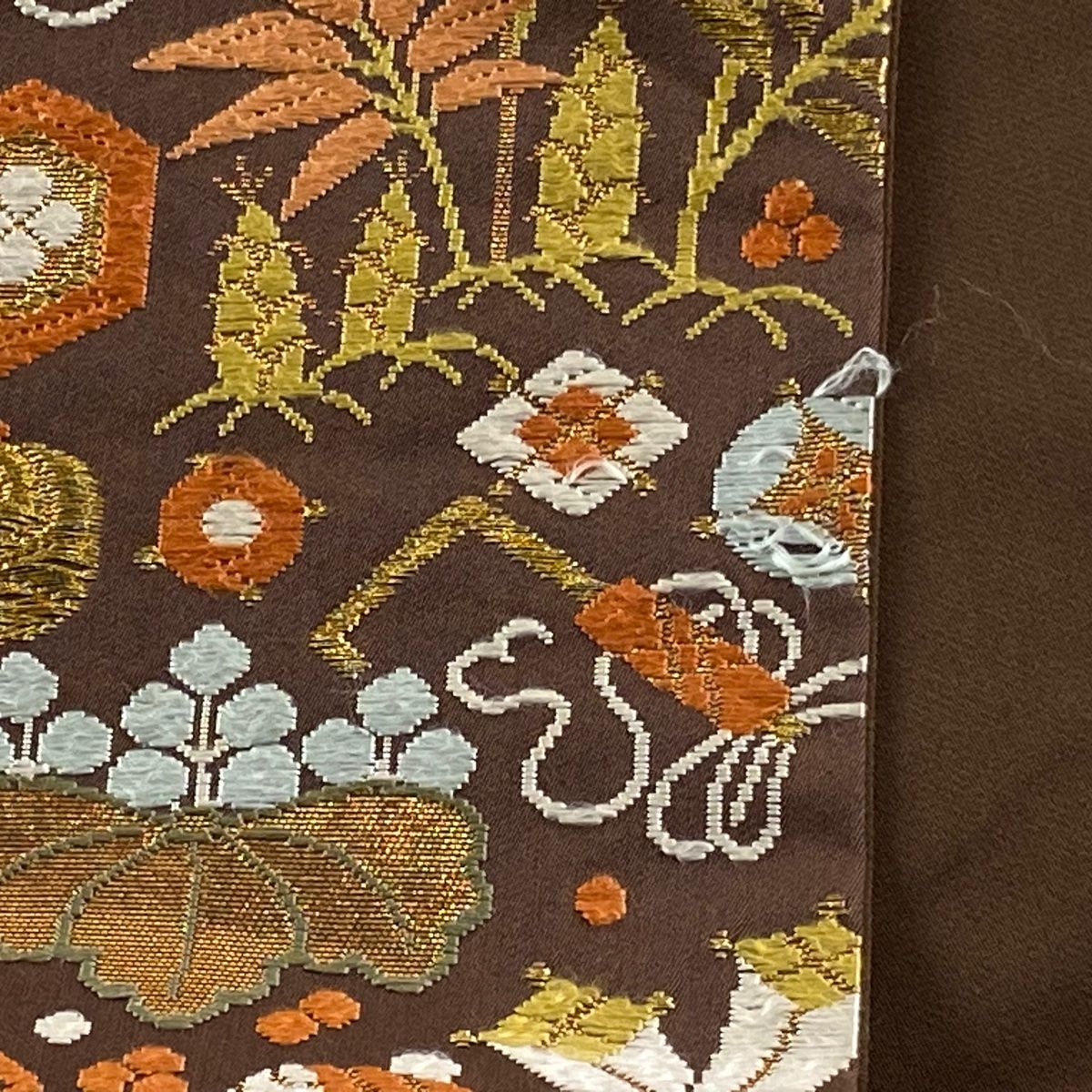 【最終お値下げ】袋帯　正絹　山下織物　唐織　宝尽くし小袖　松竹梅　六通柄　金糸 袋帯 逸品 河合美術織物 落款 松竹梅 宝尽くし 唐織 金糸 茶色 六通